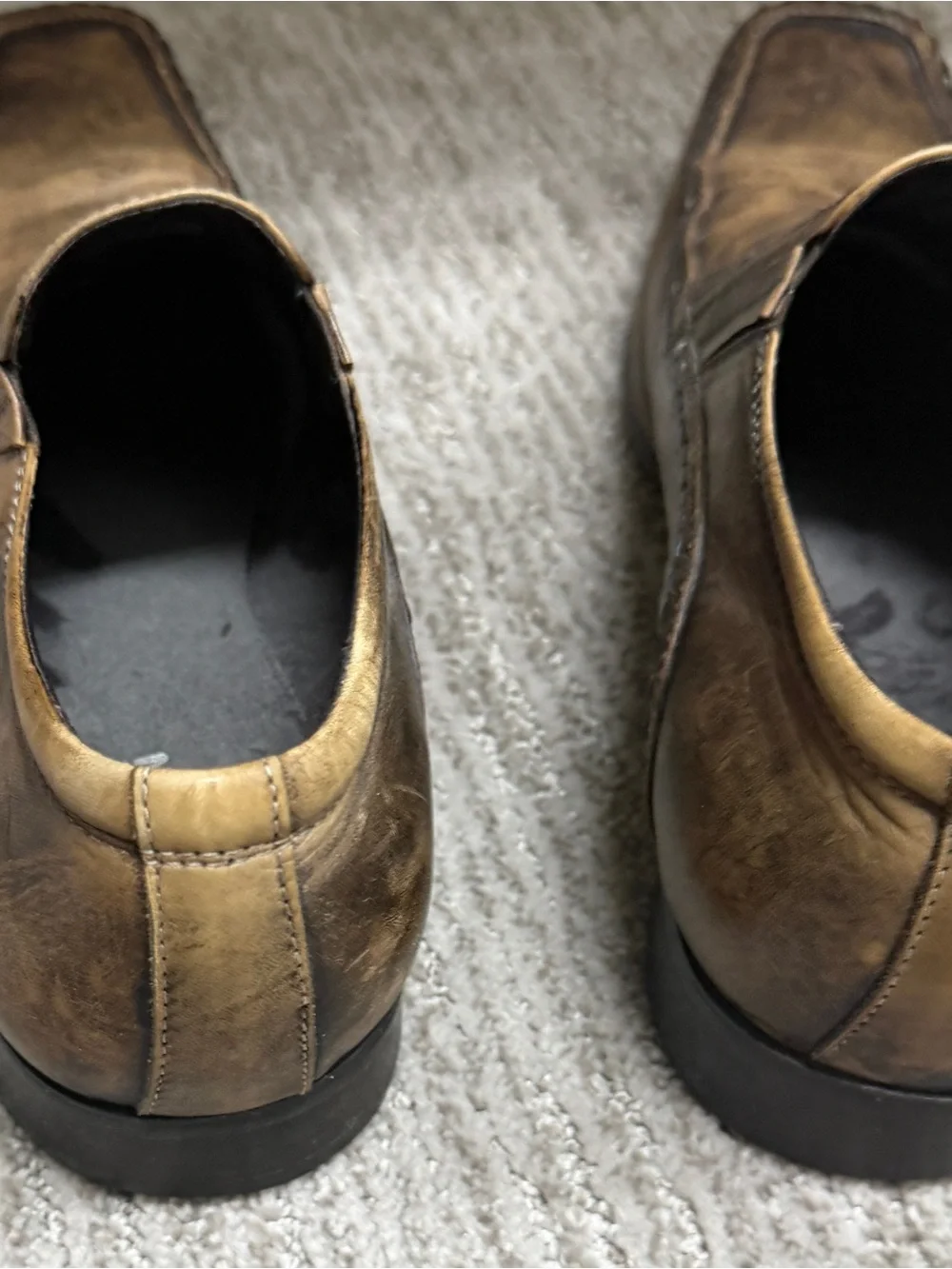 Me a Kenneth Cole Reaction Brown Distressed Loafers Size 9.5 M